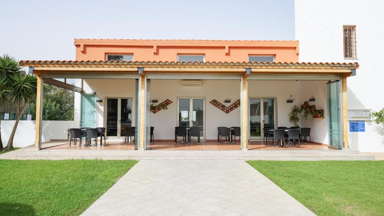 Hotel Pradillo Conil Conil De La Frontera Exteriör bild